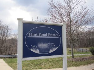 Flint Pond Estates Condominium Sign in Grafton MA